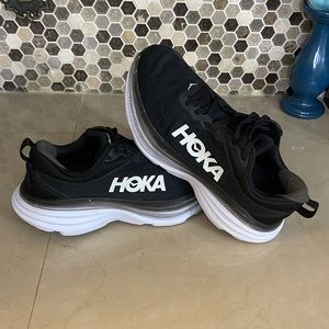 Hoka One One Bondi 8 Black size 9.5
